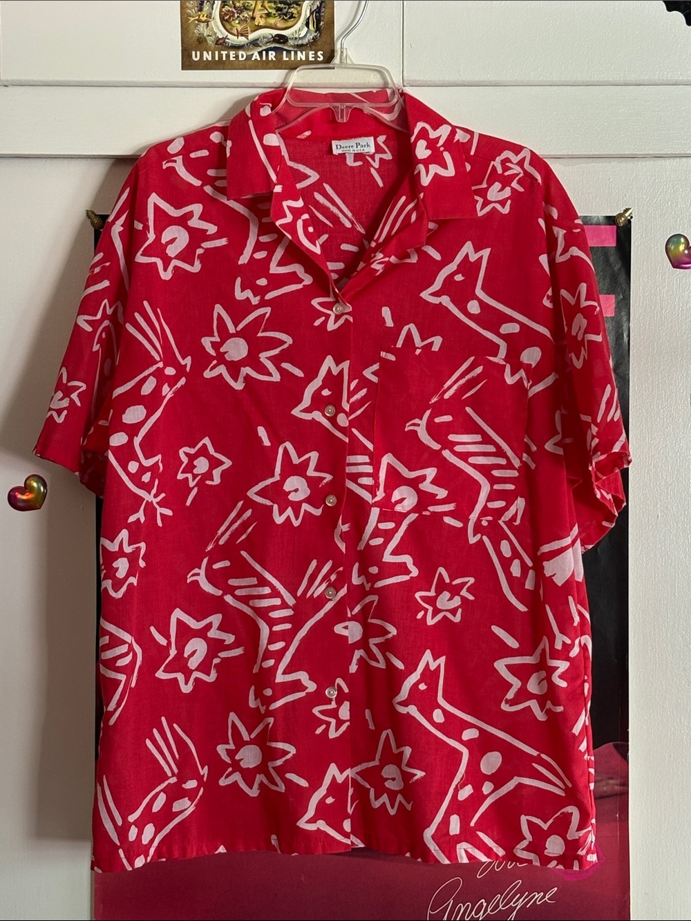 Vintage 1980s Red Animal Short-Sleeve Button-Up Shirt